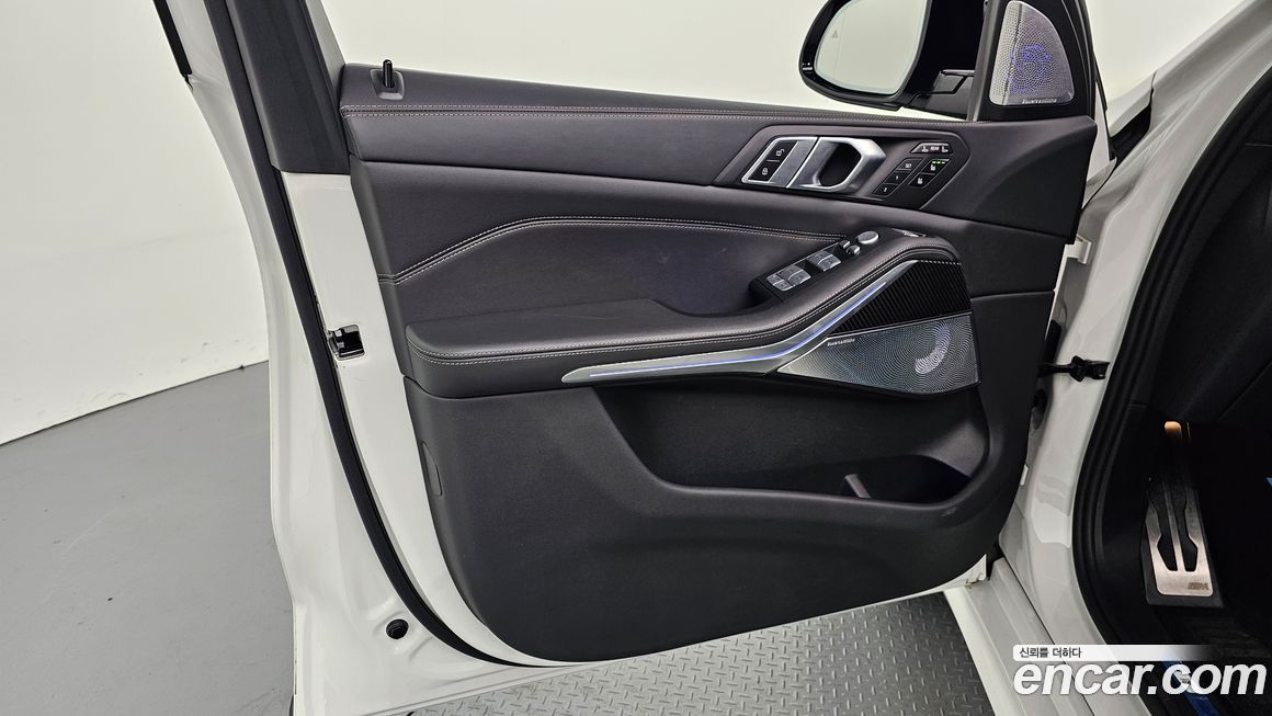 BMW X7 2024