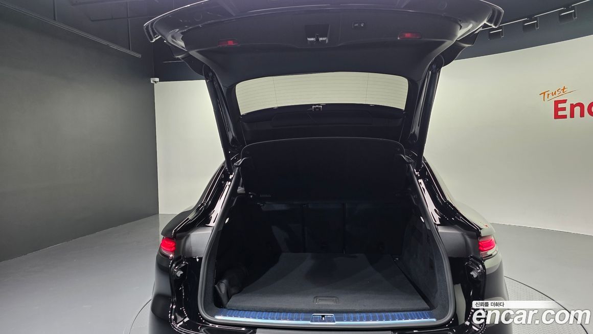 Porsche Cayenne 2025