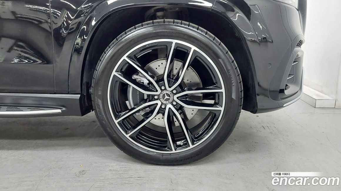 Mercedes-Benz GLS-Class 2025