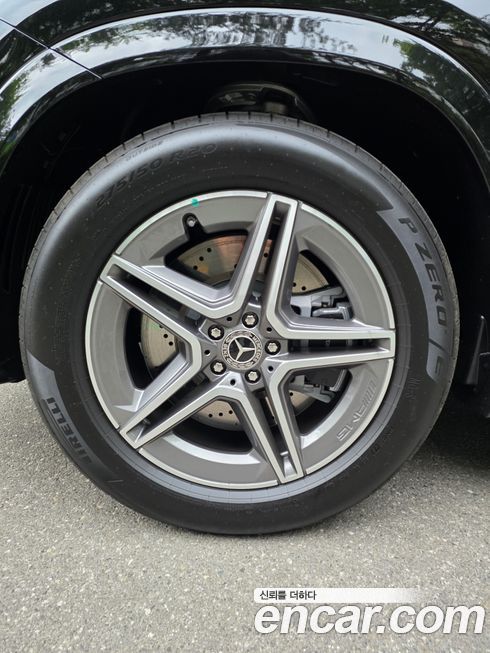 Mercedes-Benz GLE-Class 2026