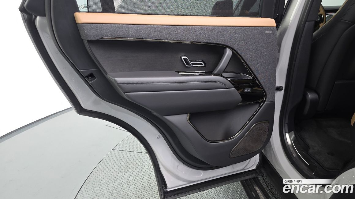 Land Rover Range Rover Sport 2025