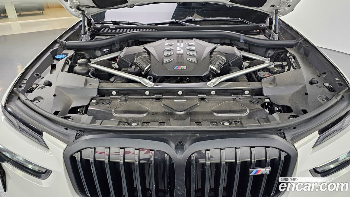 BMW X7 2024