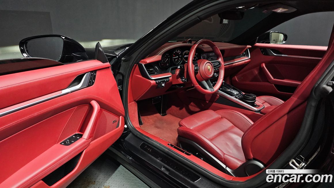 Porsche 911 2023