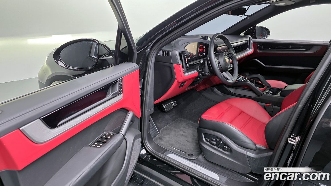 Porsche Cayenne 2025