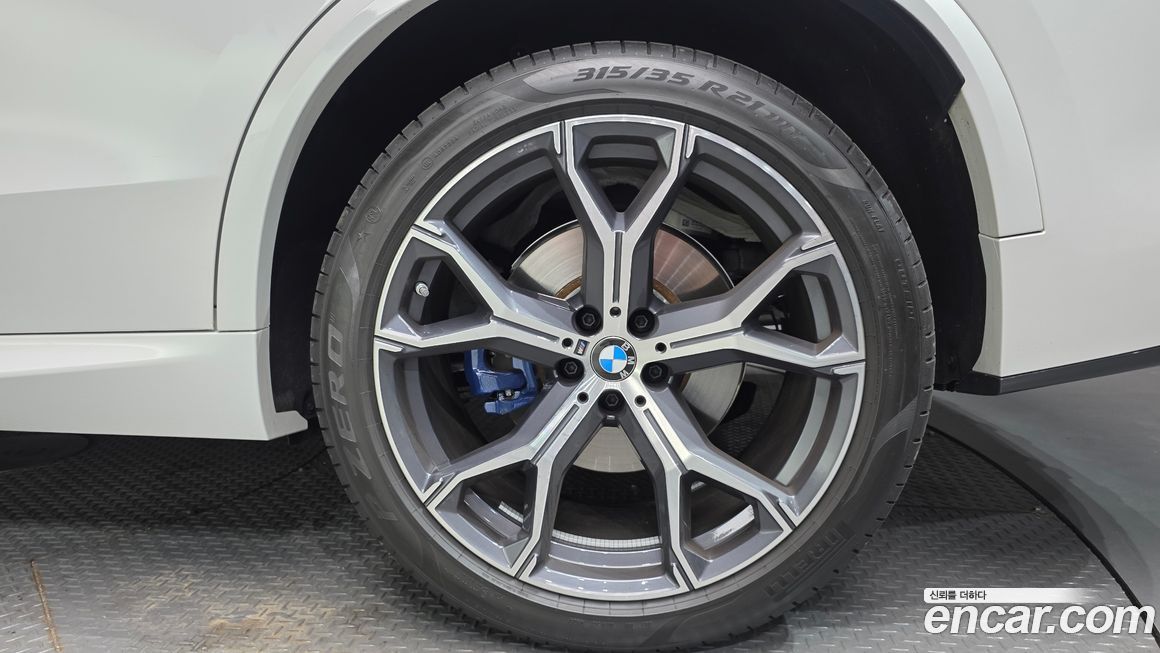 BMW X5 2025