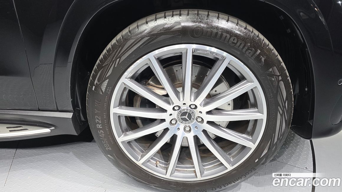 Mercedes-Benz GLS-Class 2025