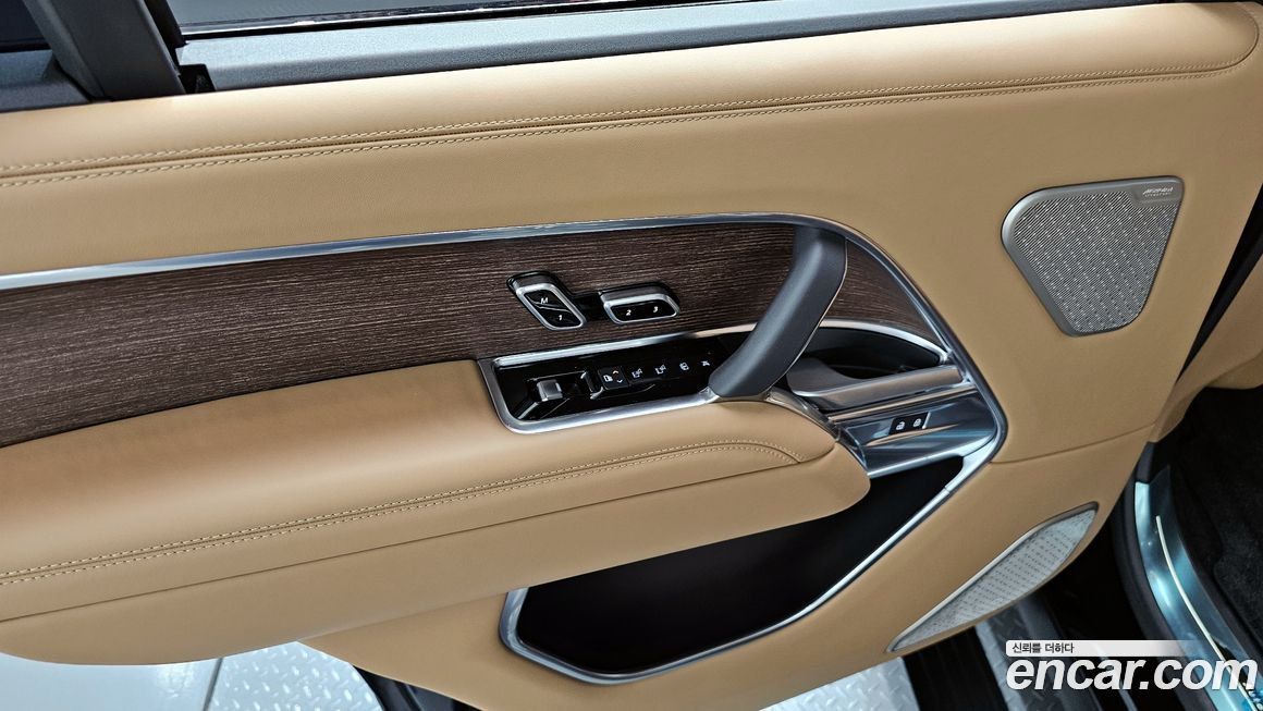 Land Rover Range Rover 2025