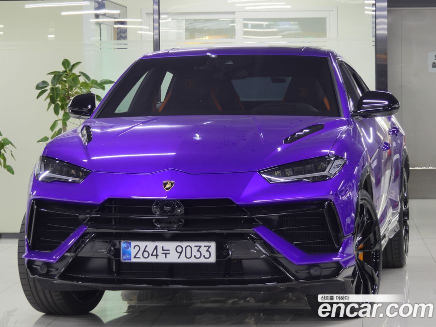 Lamborghini Urus 2024