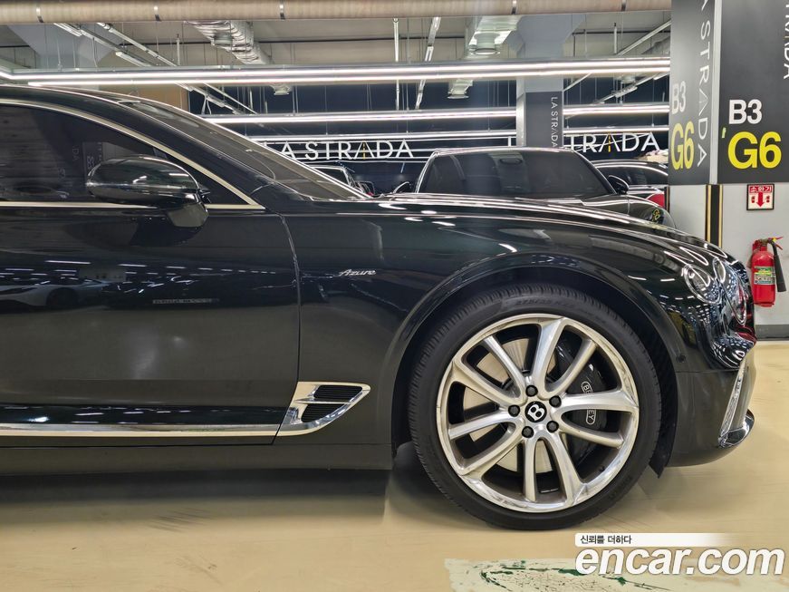 Bentley Continental 2023