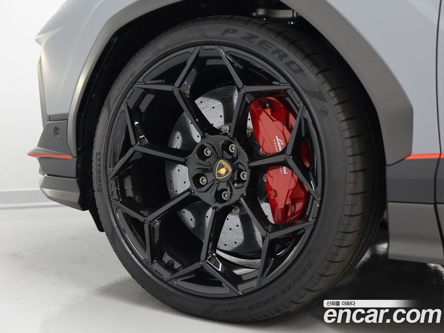 Lamborghini Urus 2023
