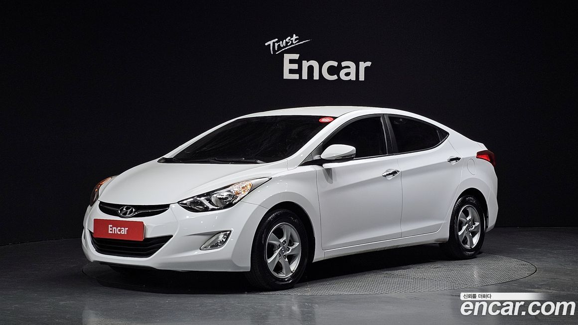 Hyundai AVANTE 2012