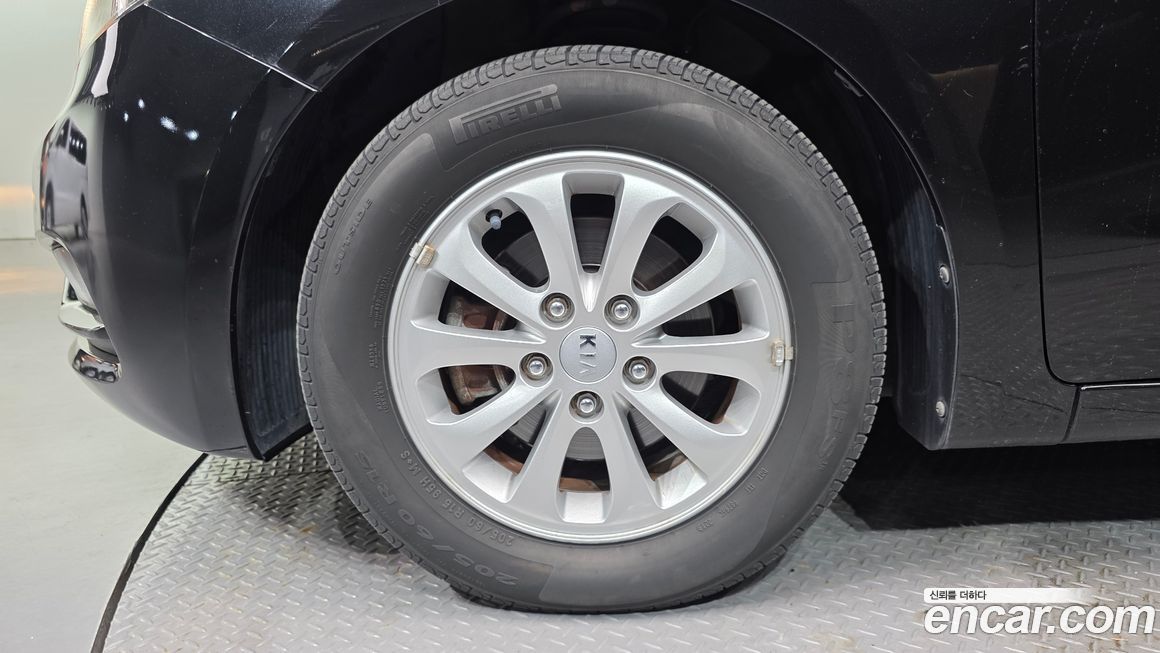 Kia K3 2013