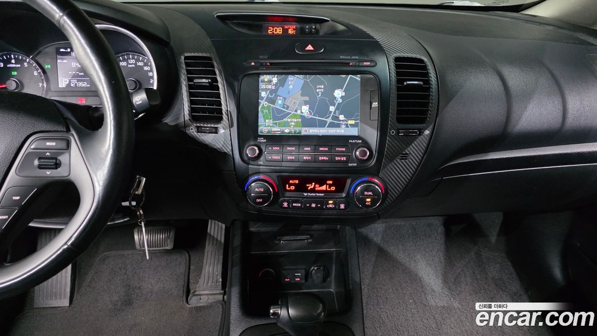 Kia K3 2013