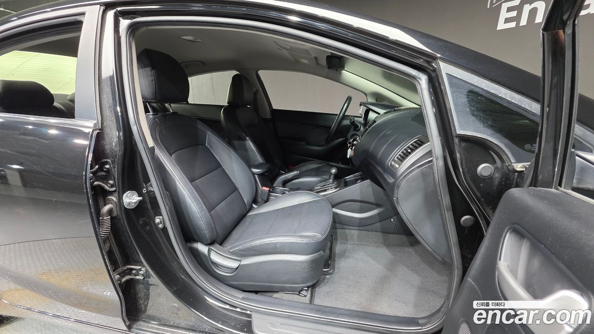 Kia K3 2013