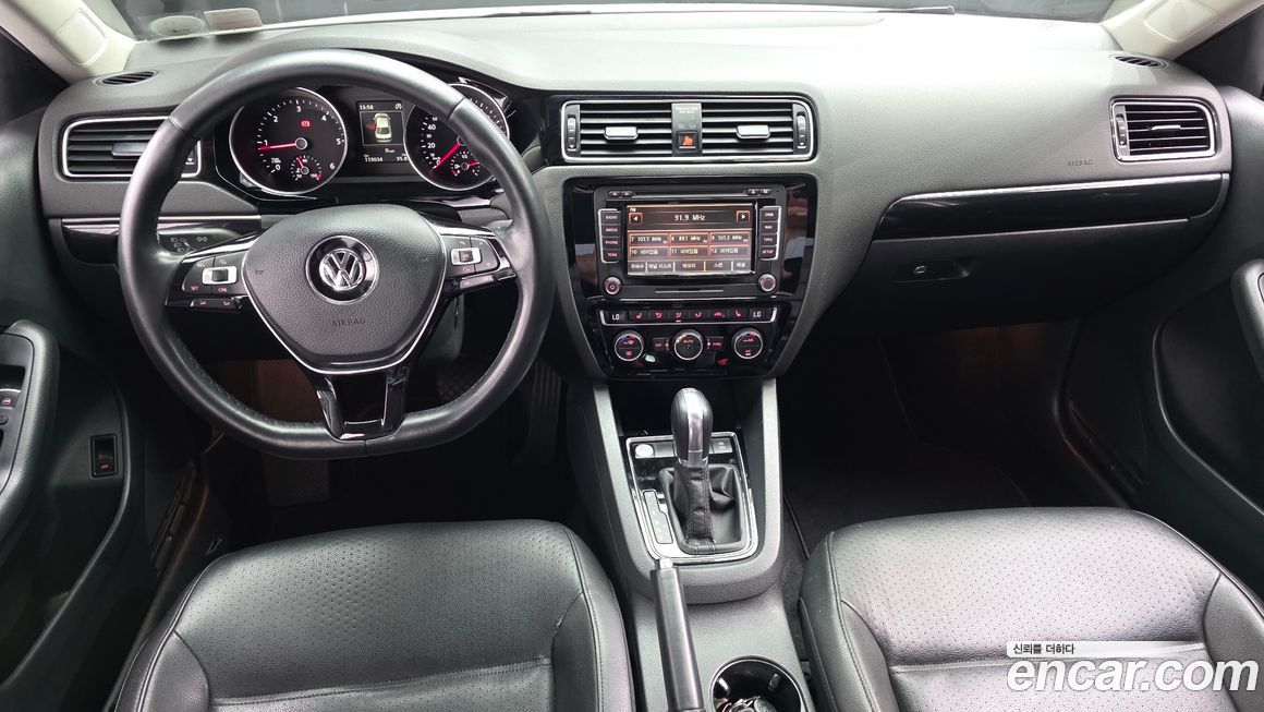 Volkswagen Jetta 2015