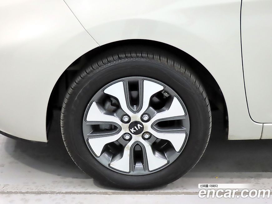 Kia morning 2016