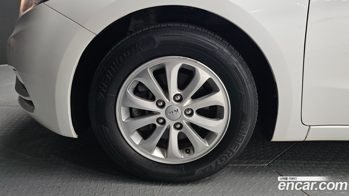 Kia K3 2015