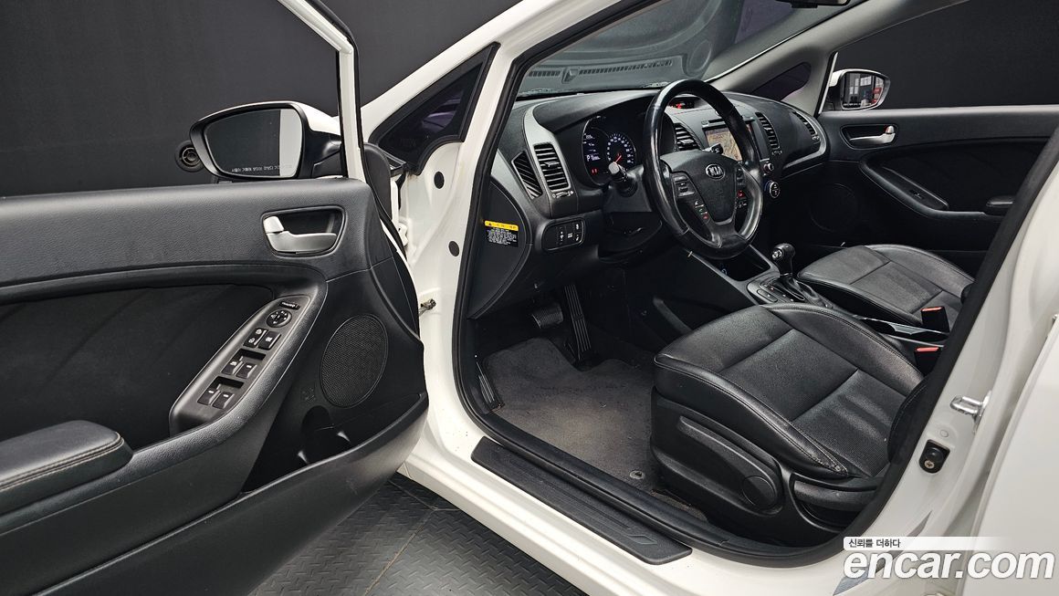 Kia K3 2015