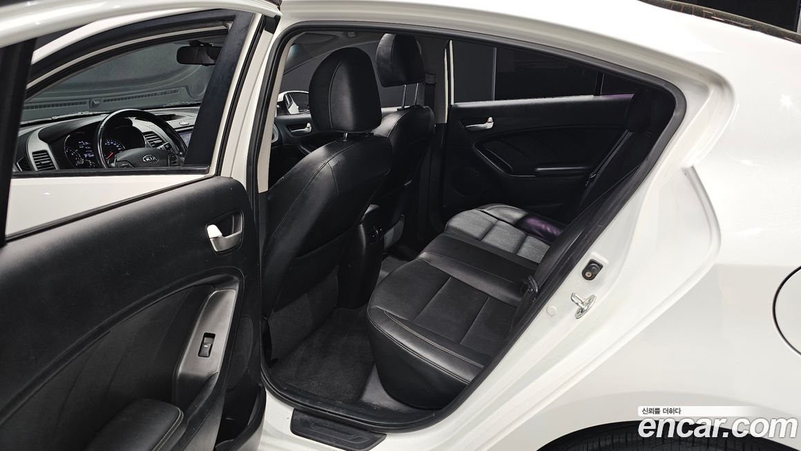 Kia K3 2015