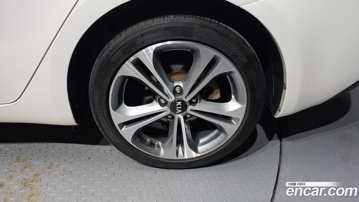 Kia K3 2015