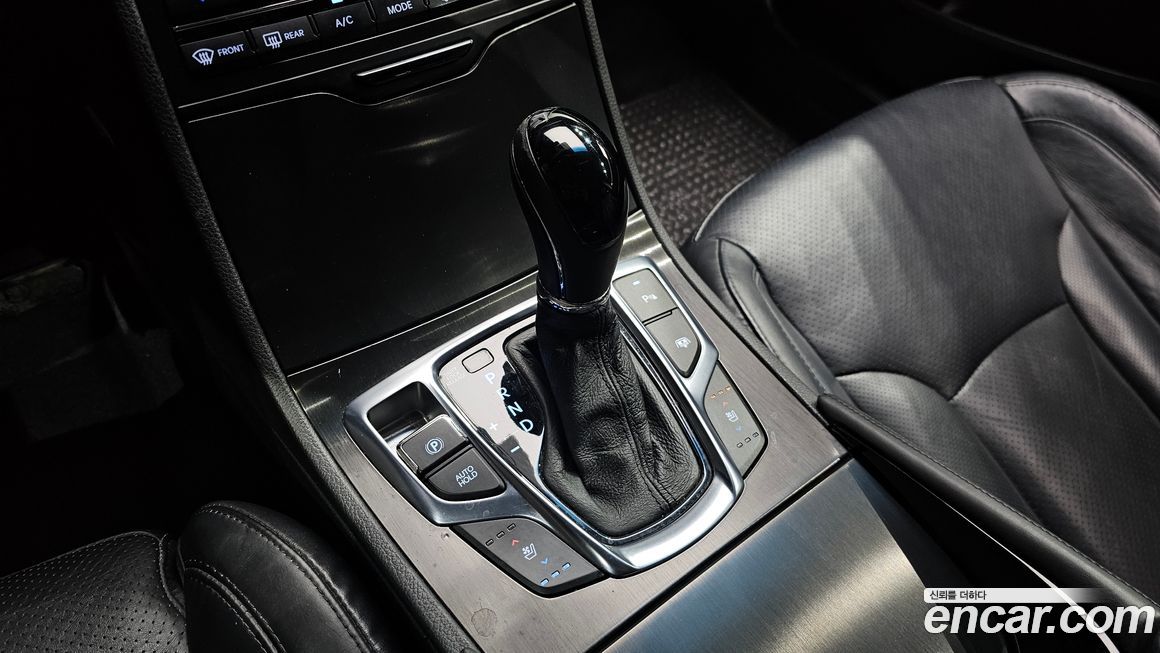 Hyundai Grandeur 2015