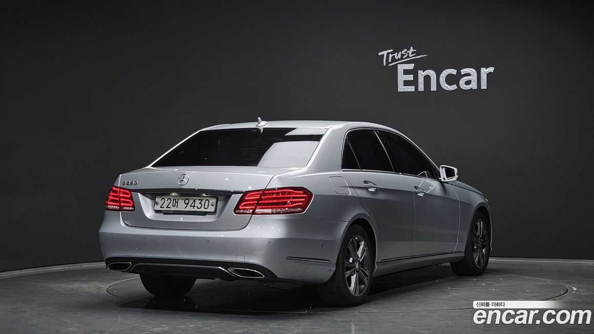 Mercedes-Benz E-Class 2014