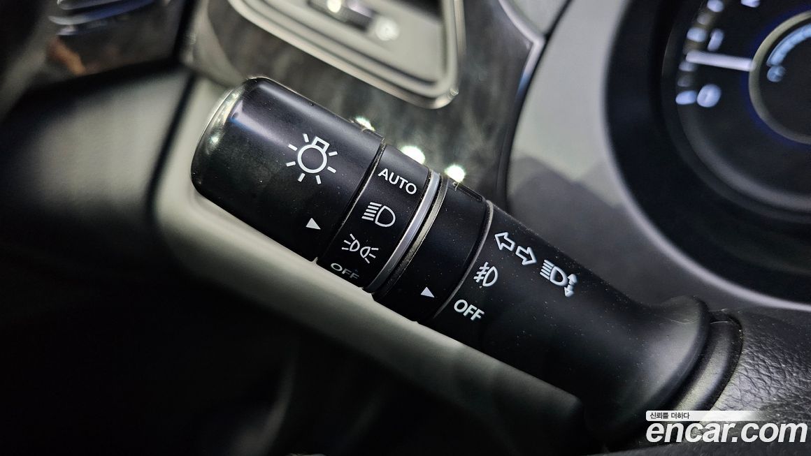 Hyundai Grandeur 2016