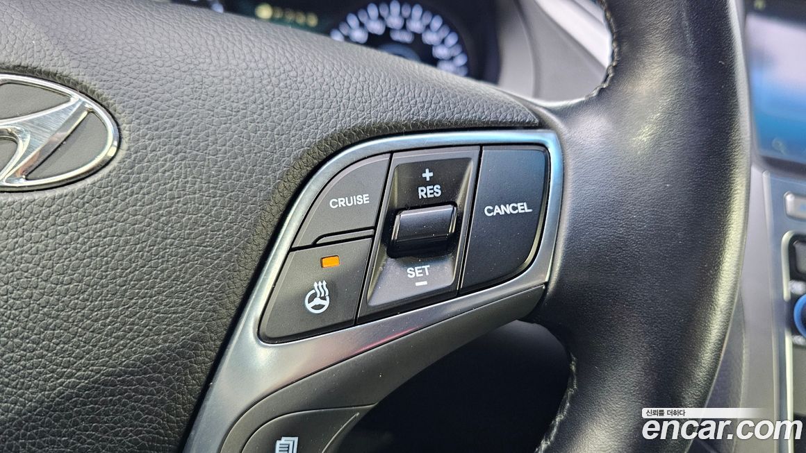 Hyundai Grandeur 2016