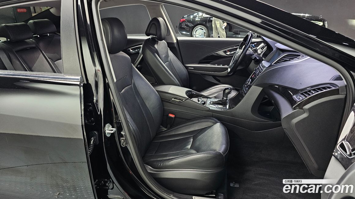 Hyundai Grandeur 2016