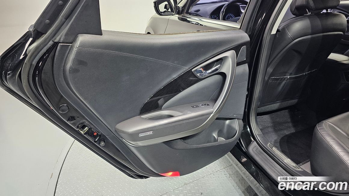 Hyundai Grandeur 2016