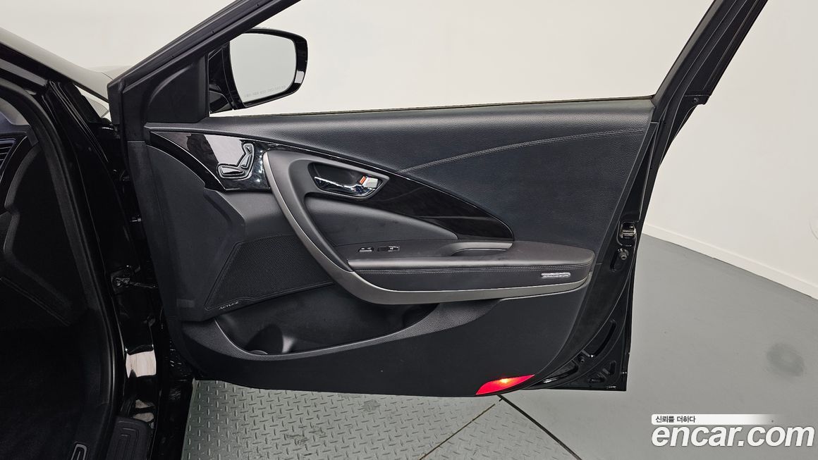 Hyundai Grandeur 2016