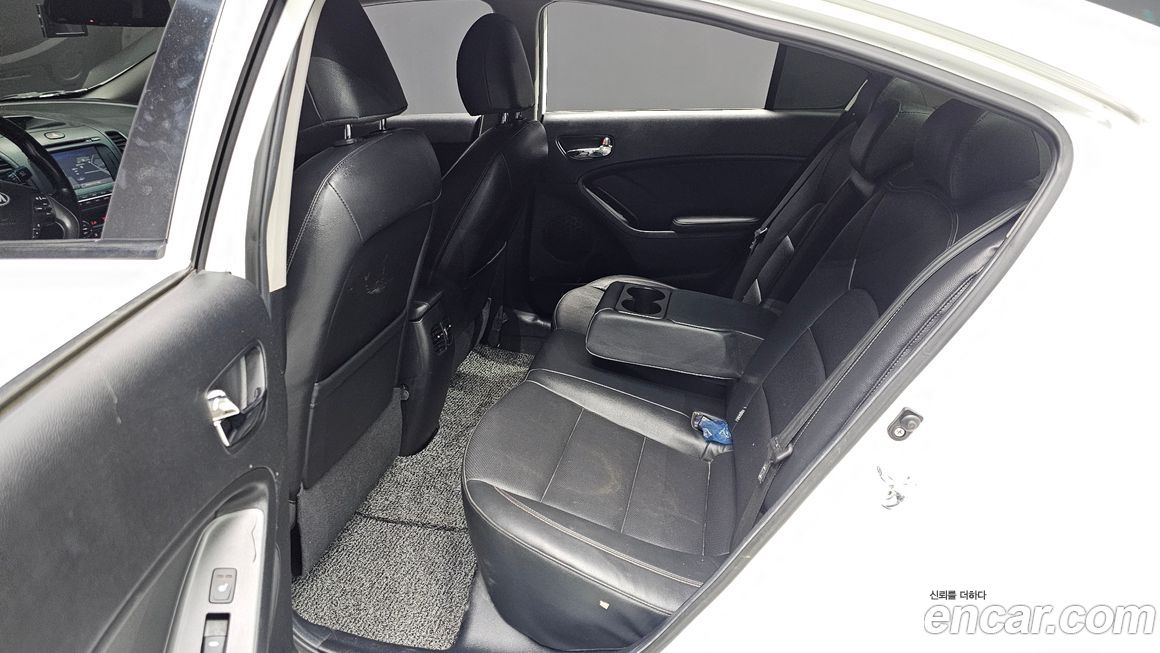 Kia K3 2015