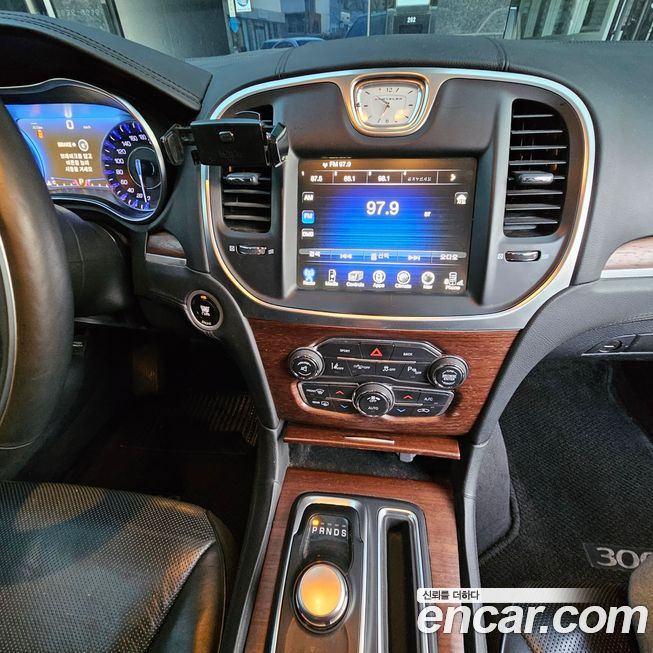 Chrysler 300C 2016
