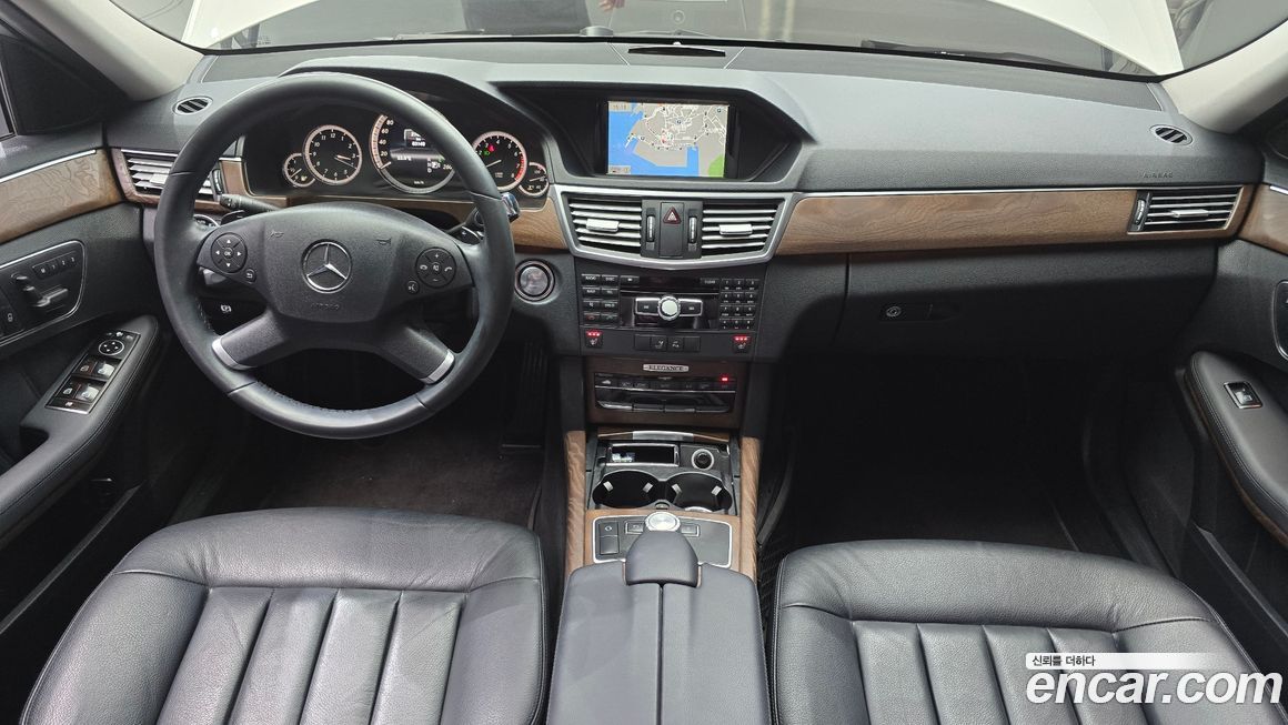 Mercedes-Benz E-Class 2013