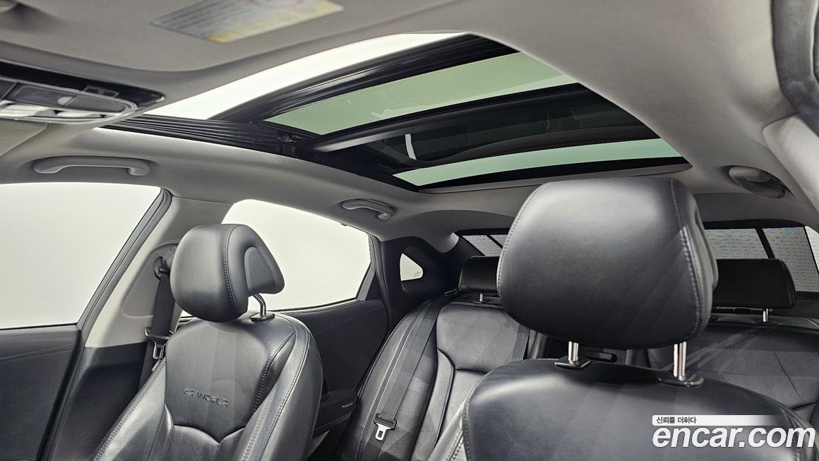 Hyundai Grandeur 2015