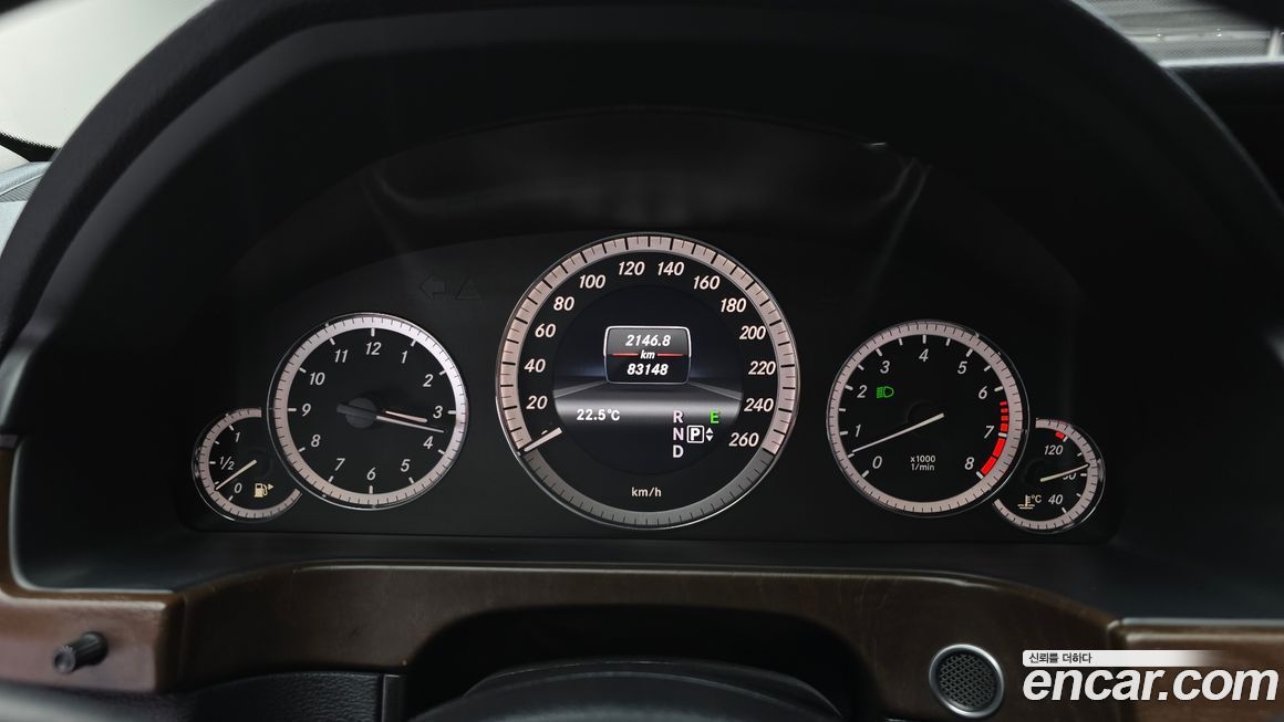 Mercedes-Benz E-Class 2013