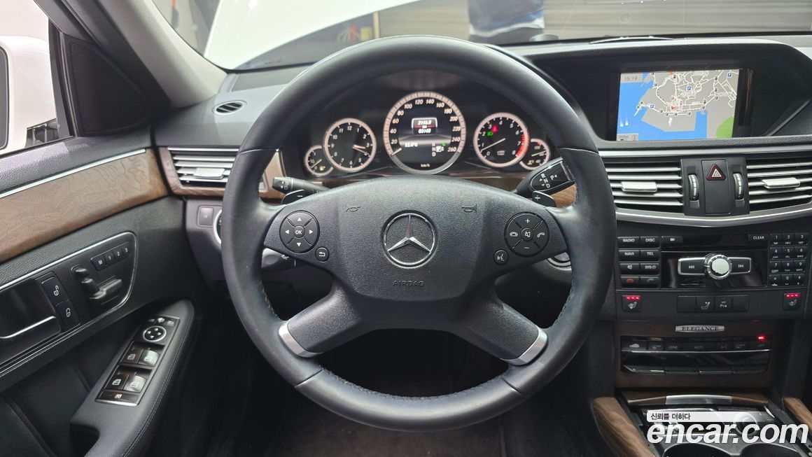 Mercedes-Benz E-Class 2013