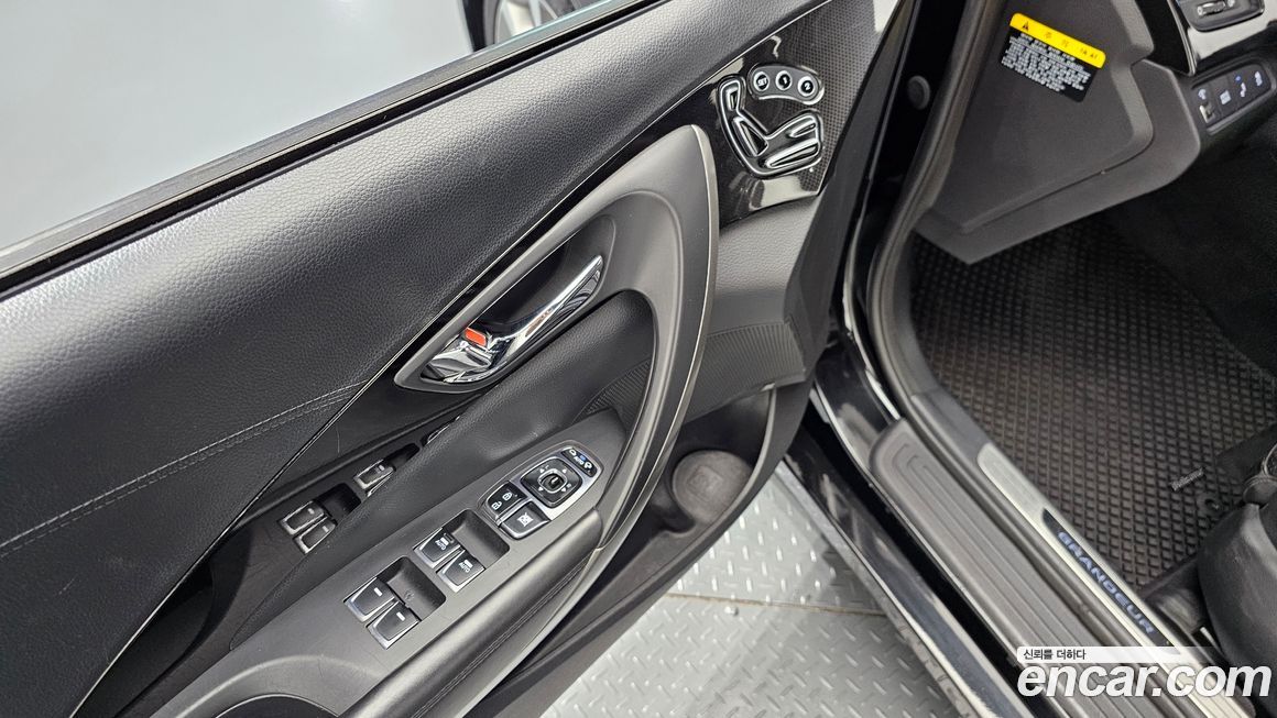 Hyundai Grandeur 2015