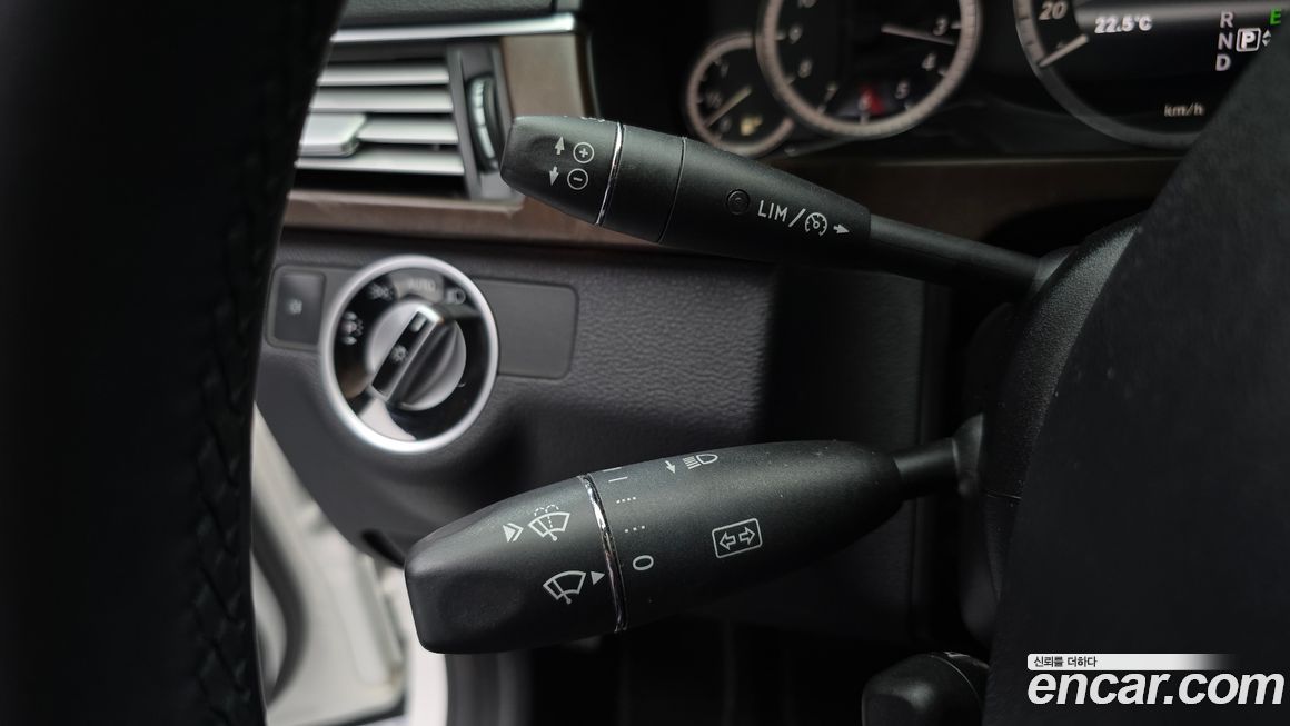 Mercedes-Benz E-Class 2013
