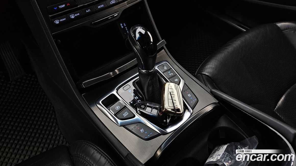 Hyundai Grandeur 2015