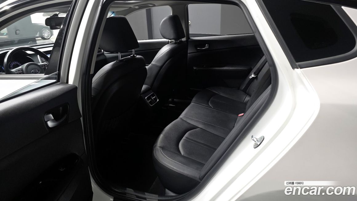 Kia K5 2016