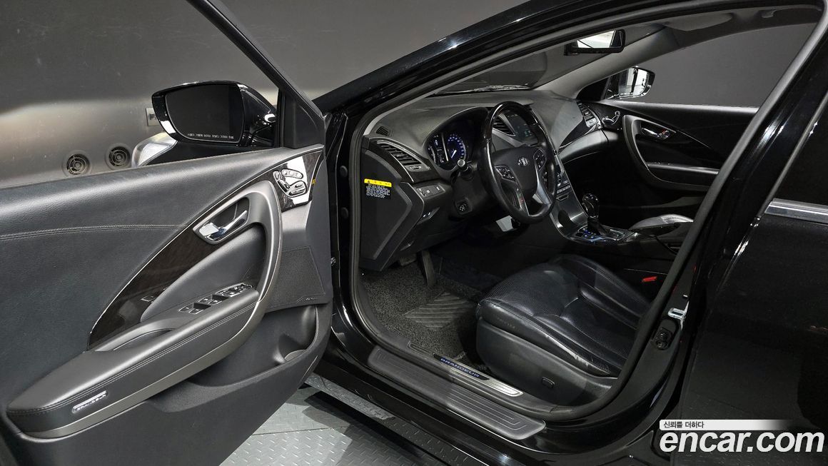 Hyundai Grandeur 2016