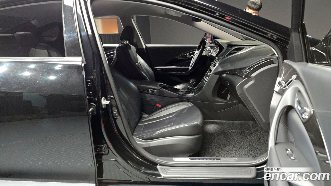 Hyundai Grandeur 2016