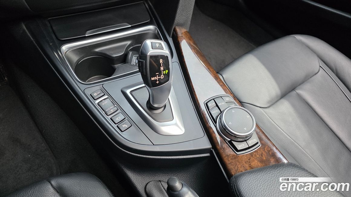 BMW 3-Series 2015