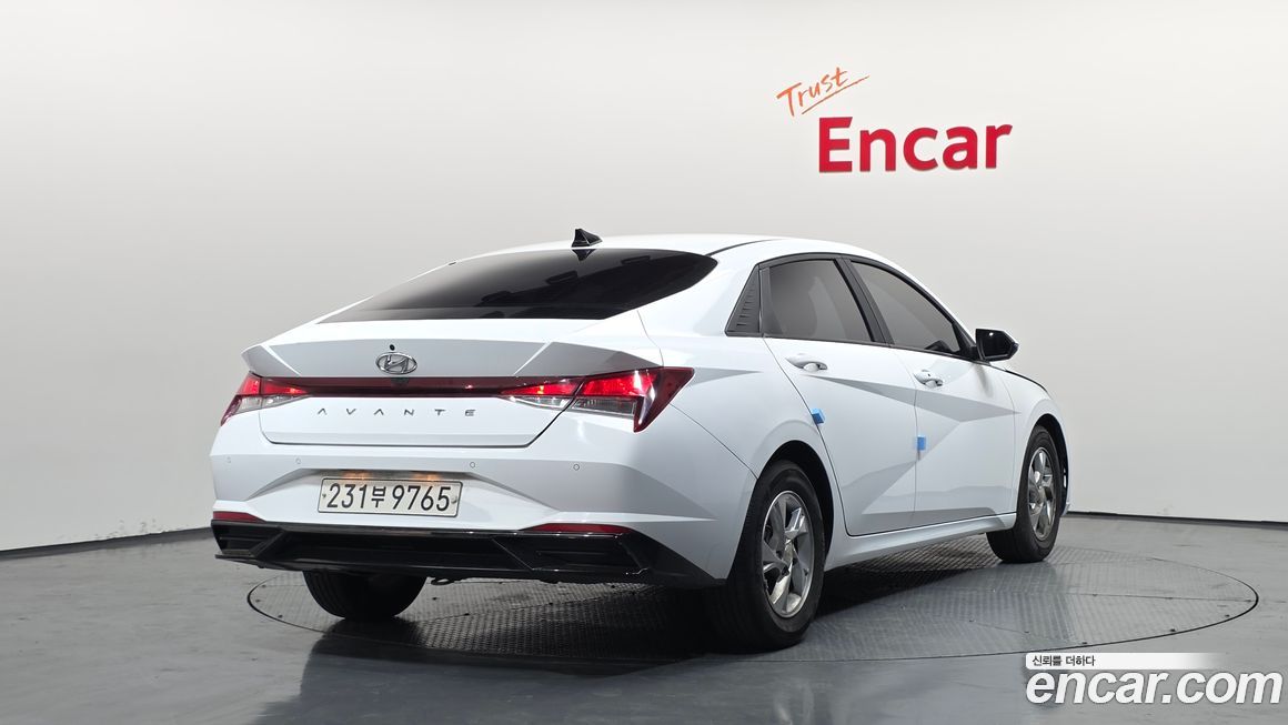 Hyundai AVANTE 2022