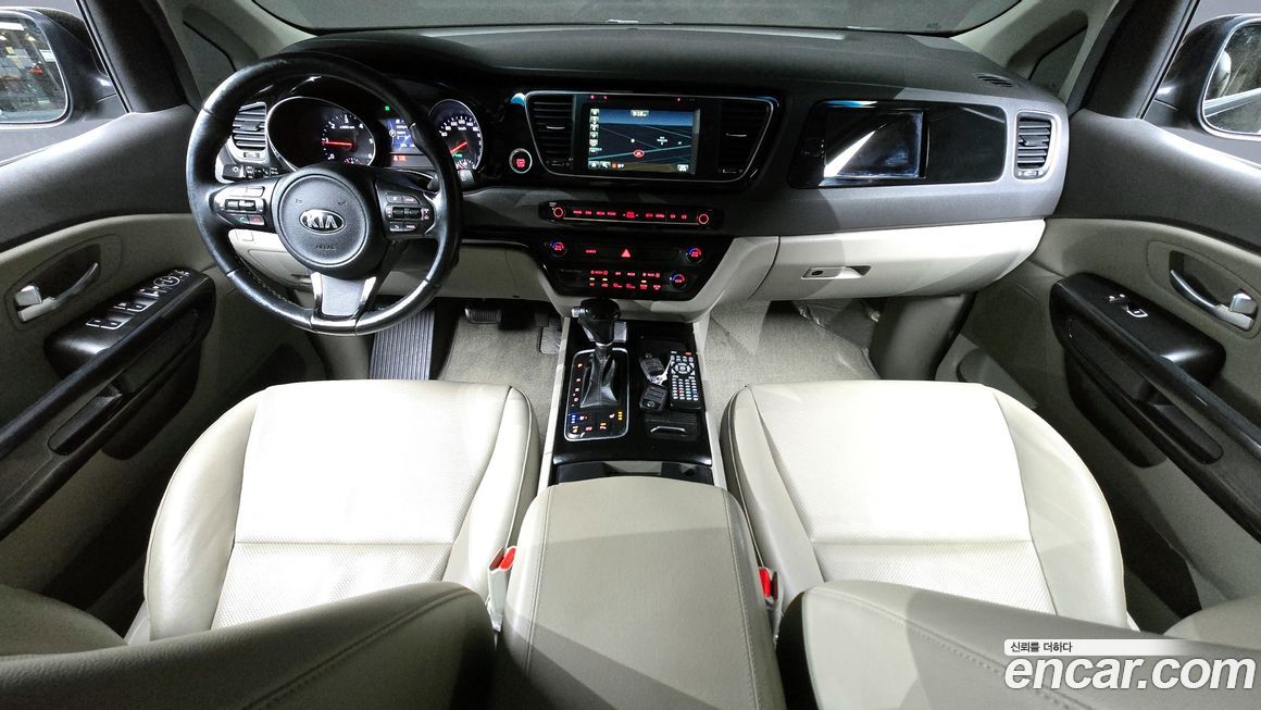 Kia Canival 2015