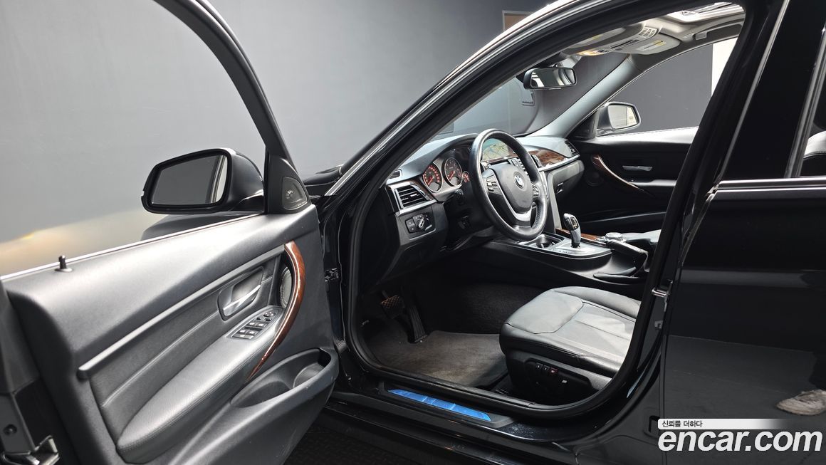 BMW 3-Series 2015