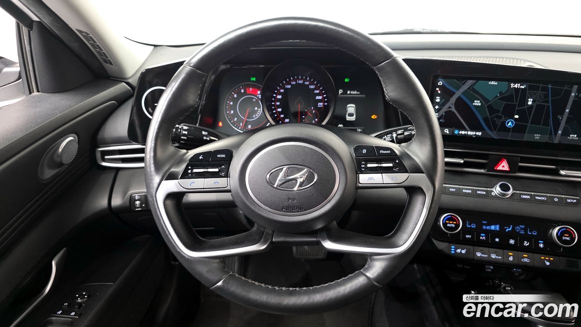 Hyundai AVANTE 2022
