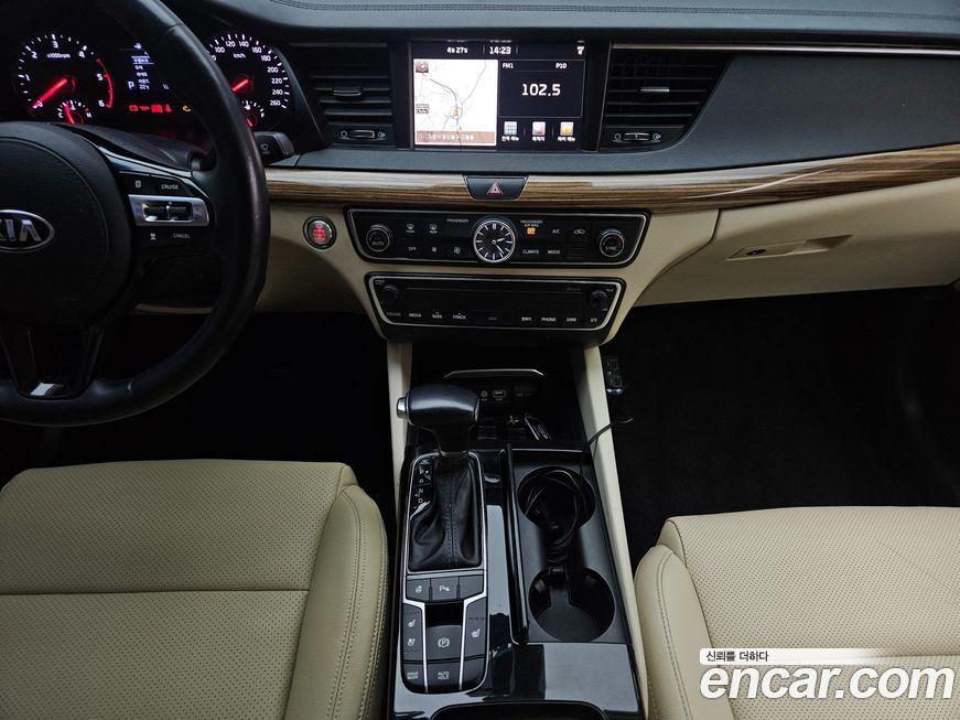 Kia K7 2016