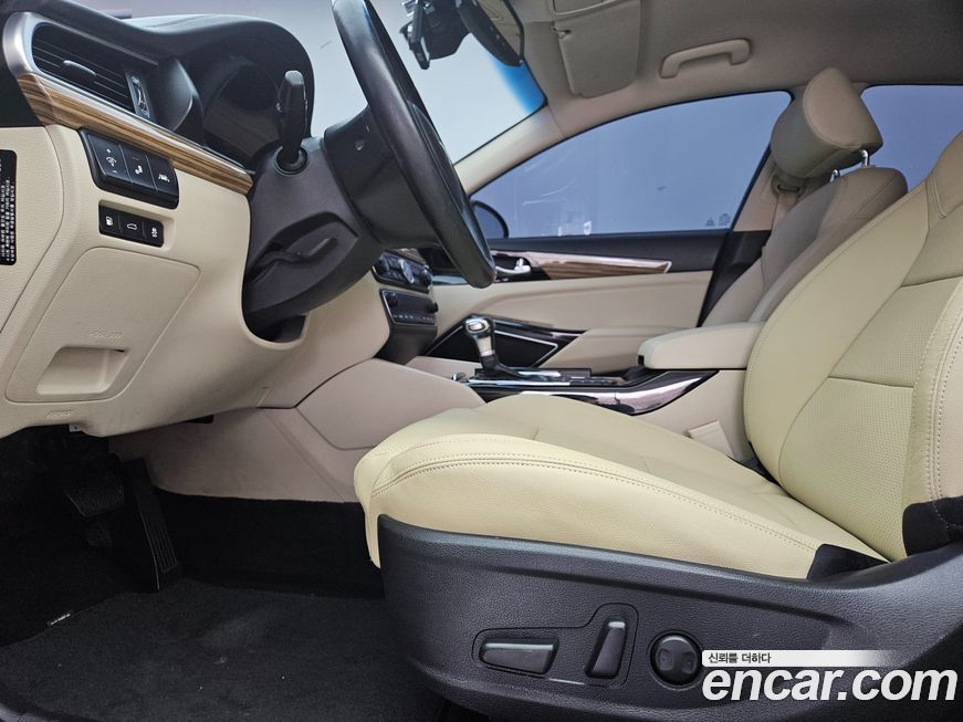 Kia K7 2016
